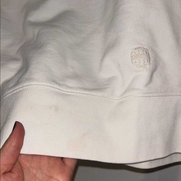 Tory Burch LOVE Crewneck - Picture 4 of 9